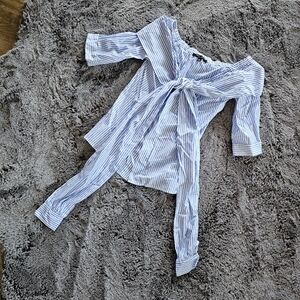 Romeo + Juliet Blue White Pinstripe Off Shoulder Peasant Blouse Sz M